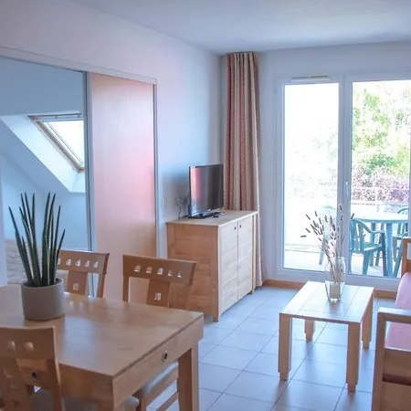 Aparthotel Le Royal Golf & Horse 3*