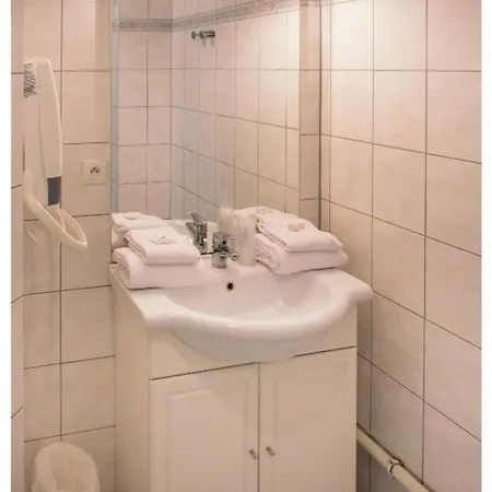 Lägenhetshotell Le Royal Golf & Horse 3*