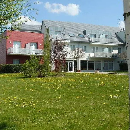 Aparthotel Le Royal Golf & Horse Mooslargue