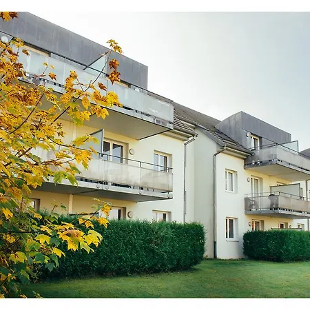 Le Royal Golf & Horse Apartmanhotel 3*