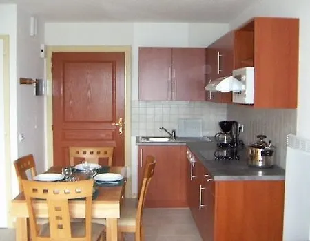 Lägenhetshotell Le Royal Golf & Horse Mooslargue