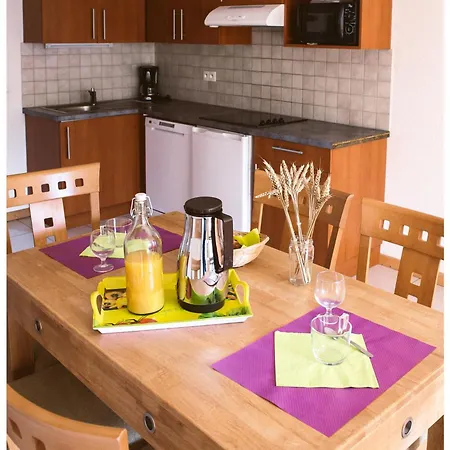 Le Royal Golf & Horse Apart Otel Mooslargue